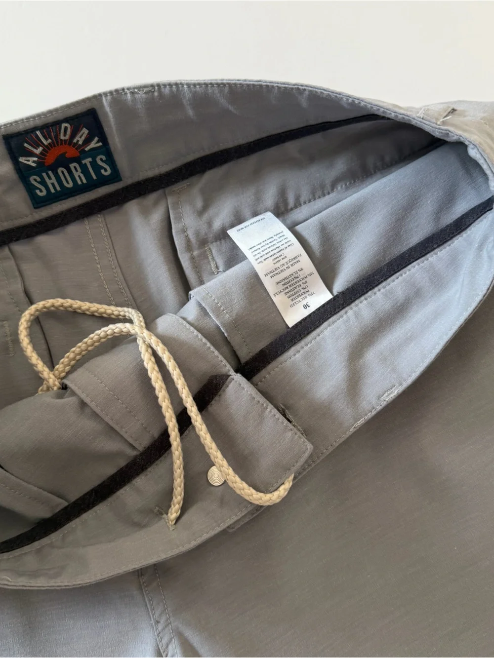 Faherty Shorts Womens 30 Gray All Day Shorts Performance